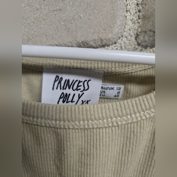 Top - Picture 2 of 3